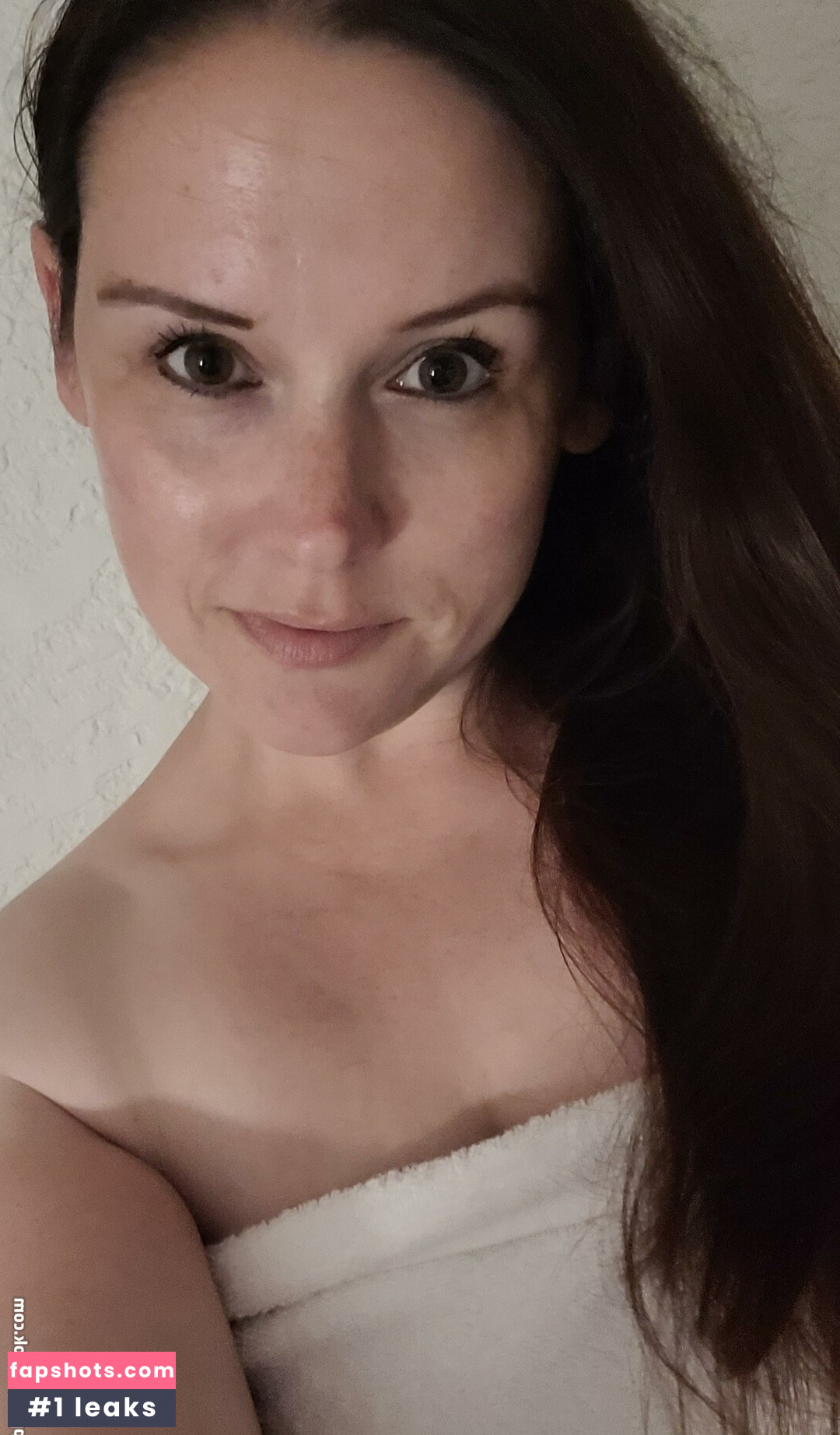 Jessica Johnson gallery photo #27