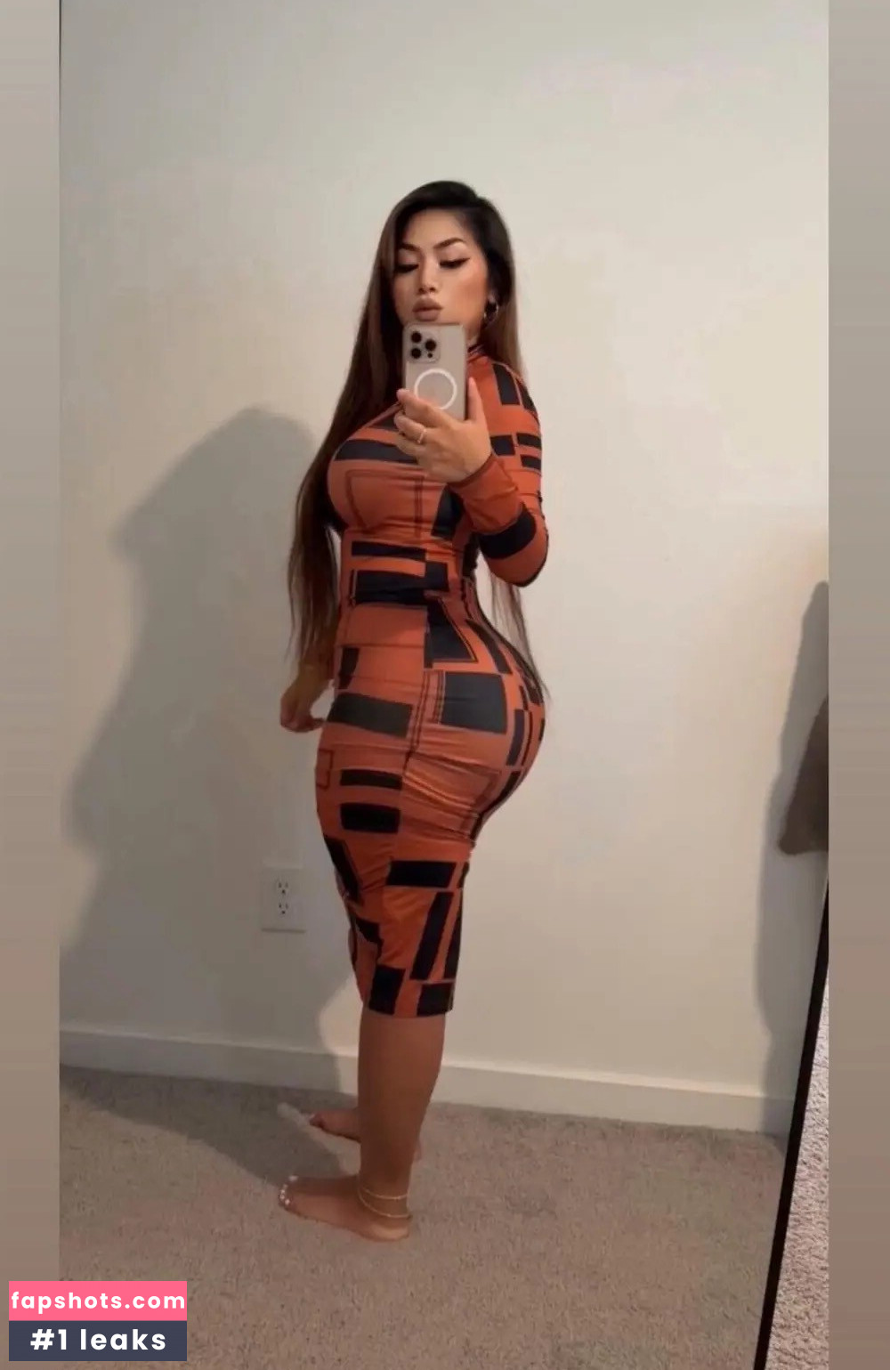 Jessica Lee gallery photo #6