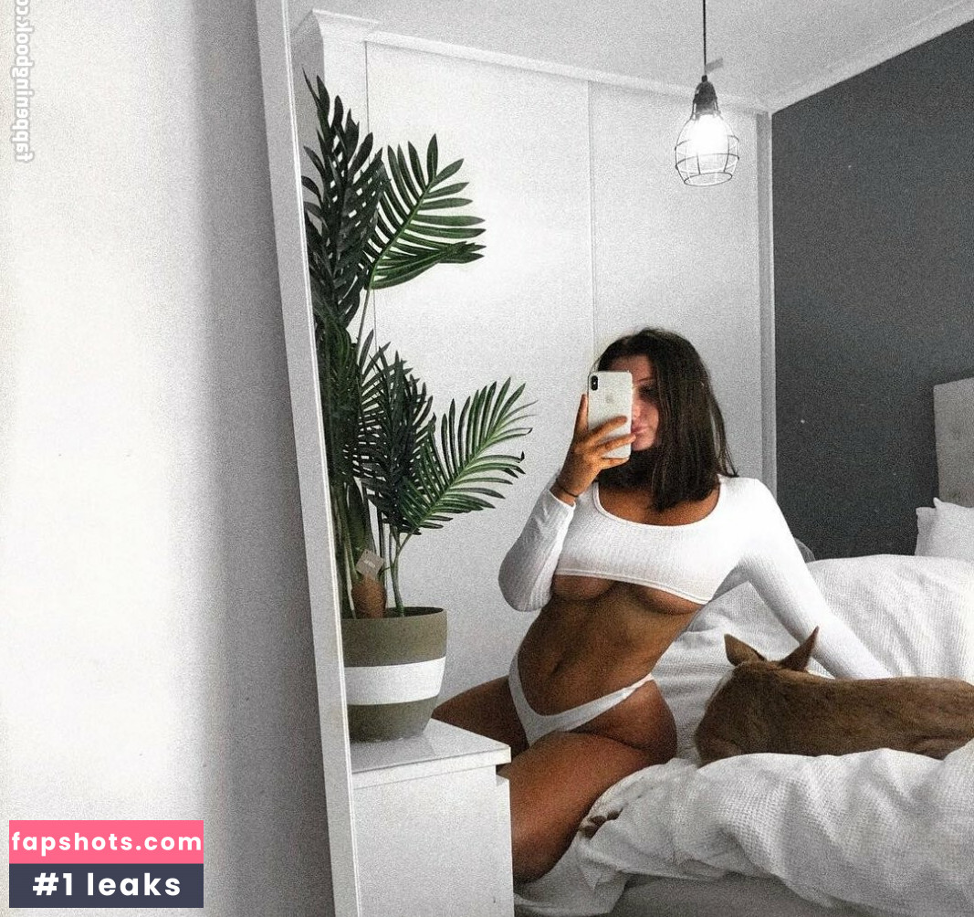 Jessica-Mae gallery photo #27