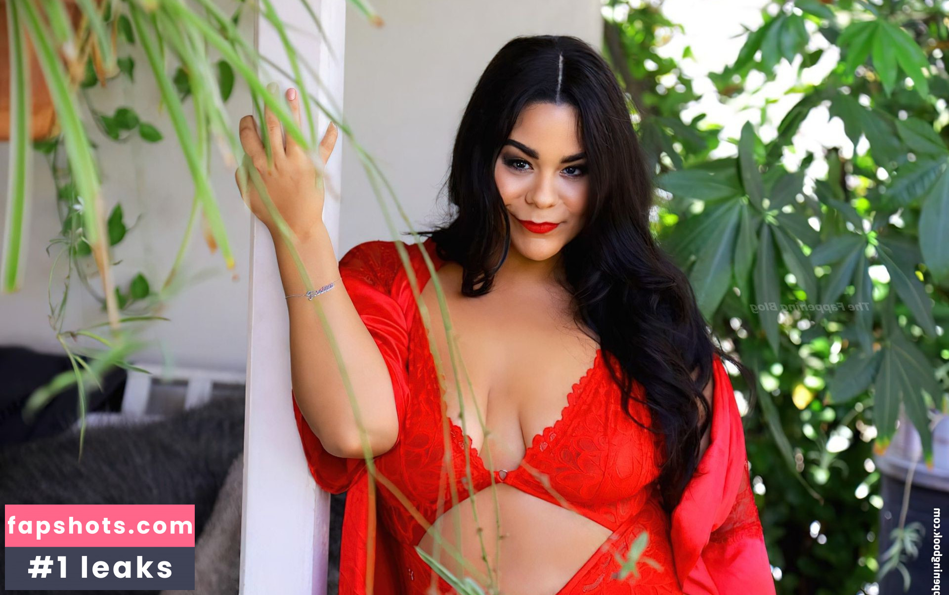 Jessica Marie Garcia gallery photo #34