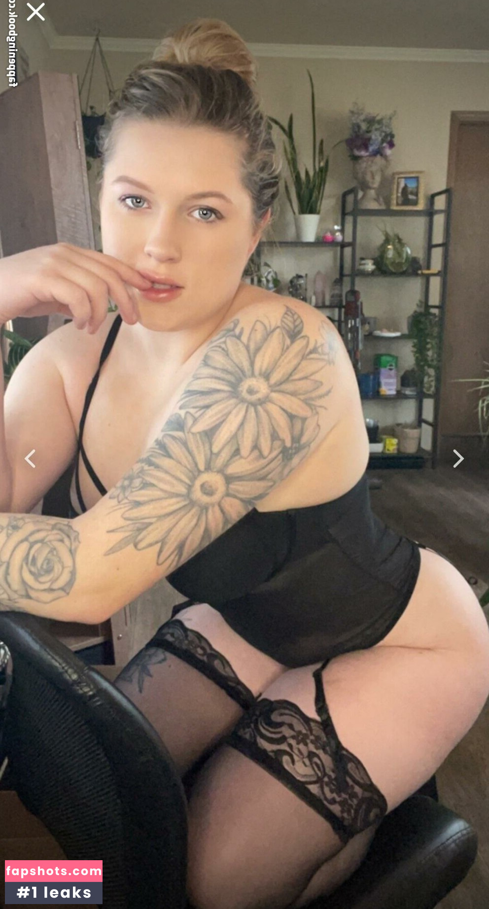 Jessica Melton gallery photo #5