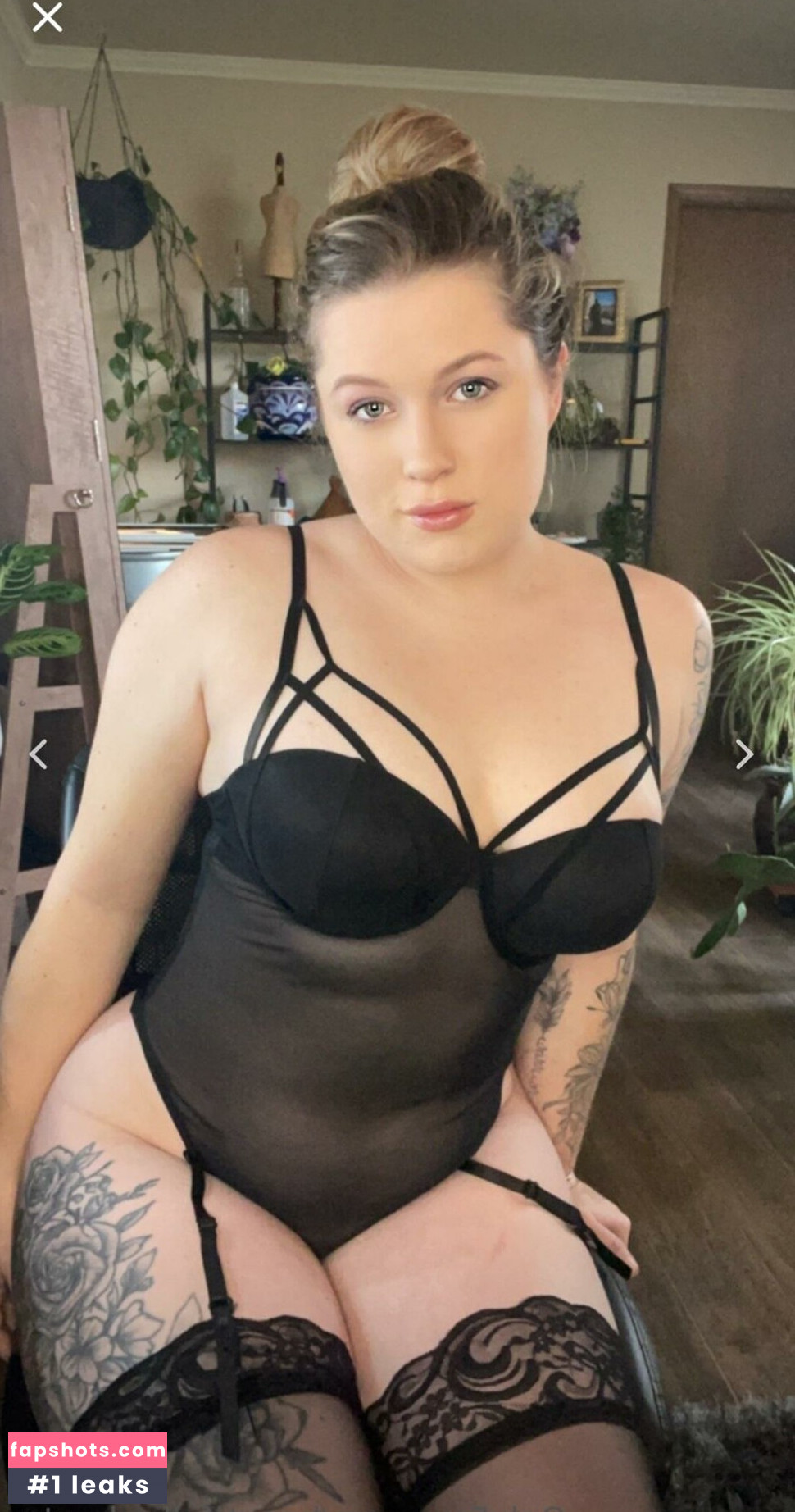 Jessica Melton gallery photo #9