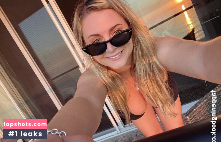 Jessica Miller nude babe gallery