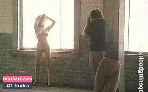 Jessica Moore gallery photo #86