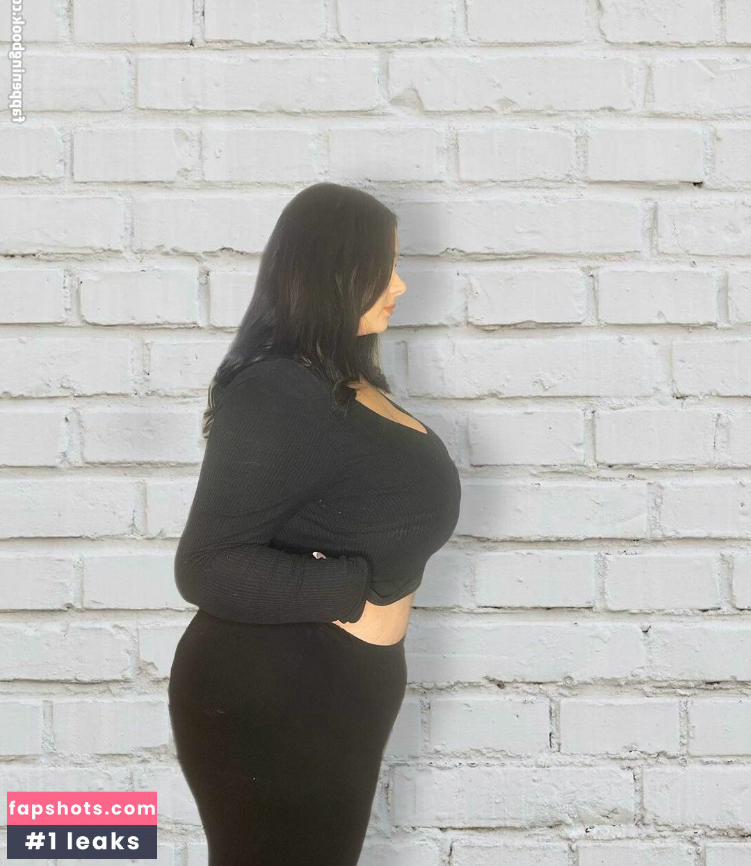 Jessica Neven gallery photo #15