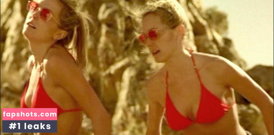 Jessica Osfar nude babe gallery