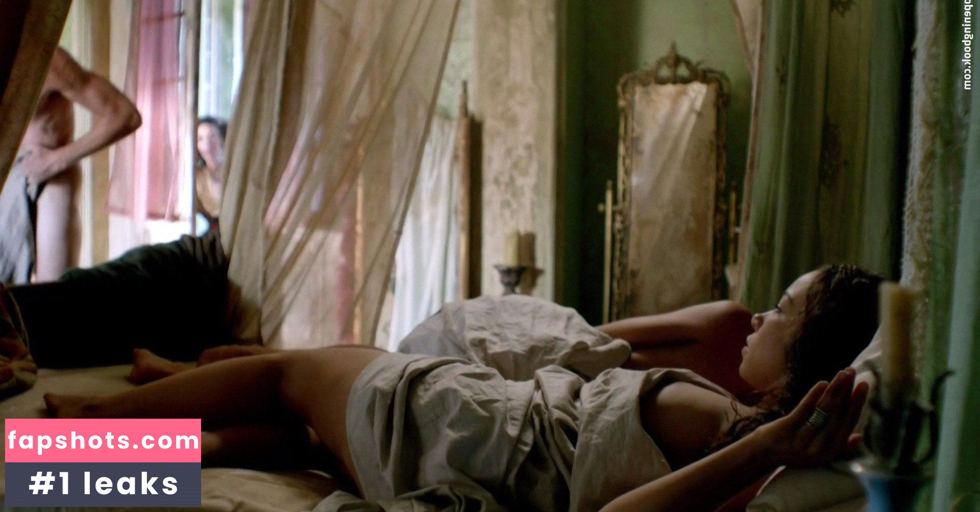 Jessica Parker Kennedy gallery photo #70