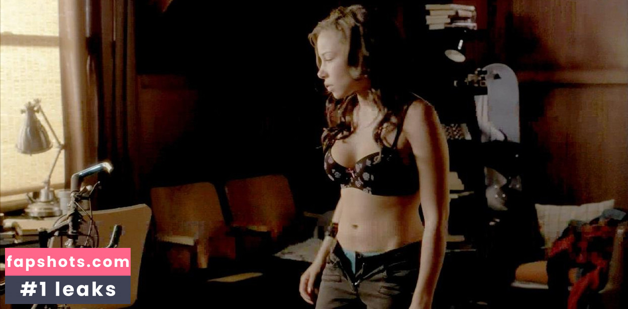 Jessica Parker Kennedy gallery photo #74