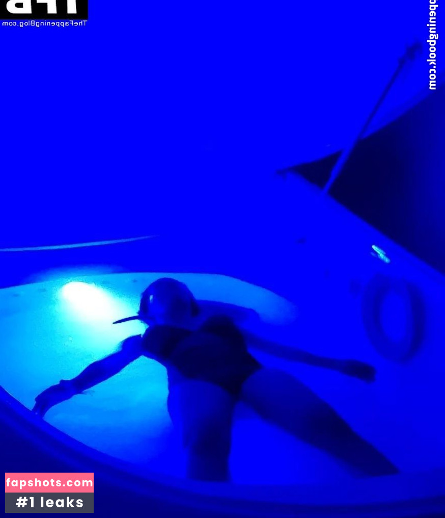 Jessica Pimentel nude babe gallery