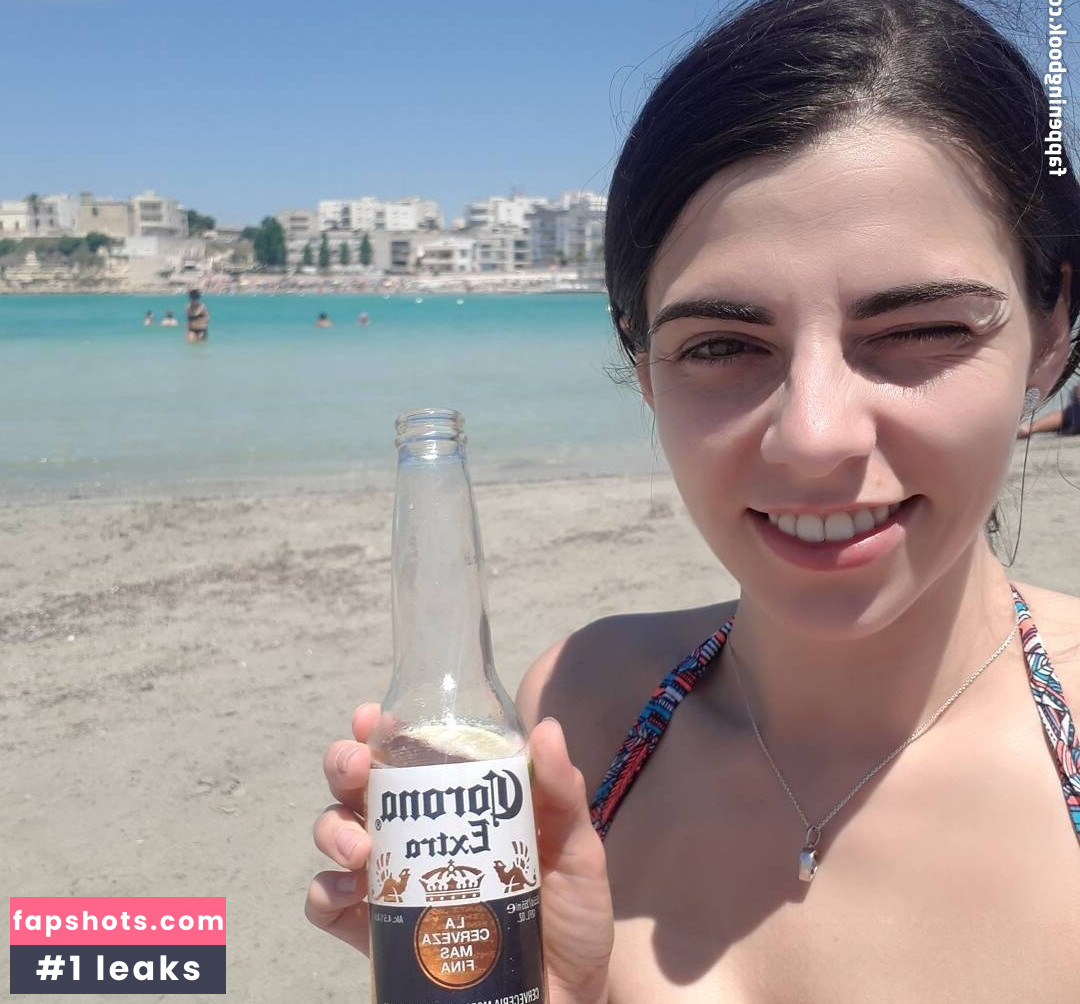 Jessica Romero Sanchez (@hasi_offiziell) gallery photo #20