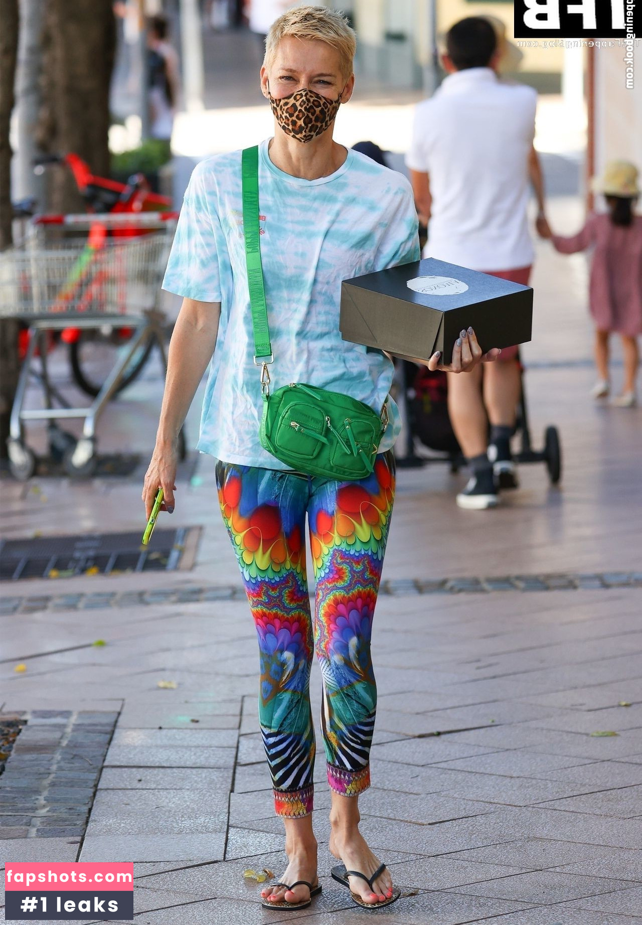 Jessica Rowe gallery photo #4