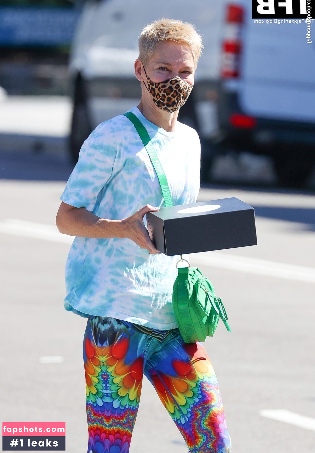 Jessica Rowe gallery photo #31