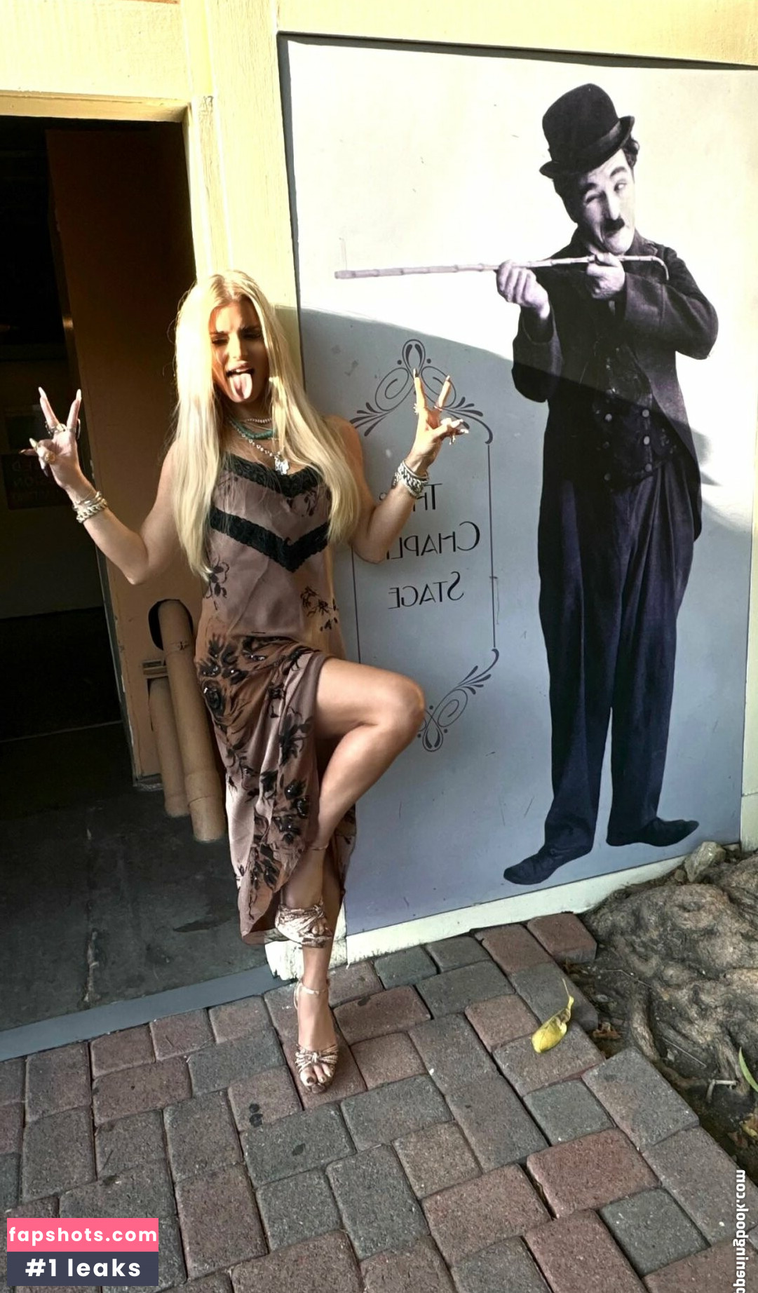 Jessica Simpson gallery photo #105