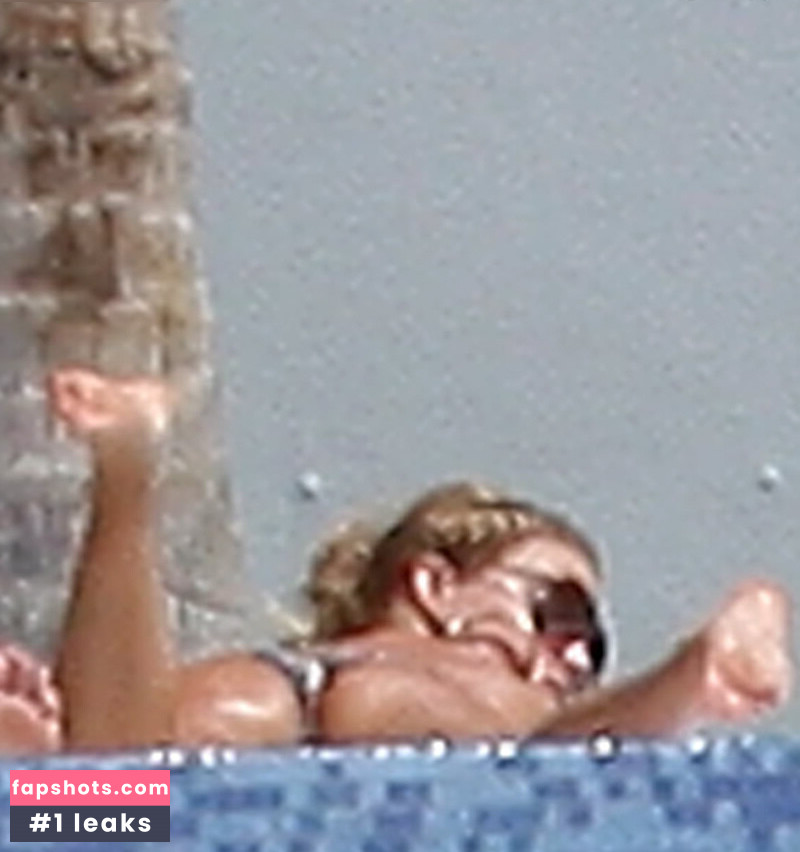 Jessica Simpson gallery photo #143