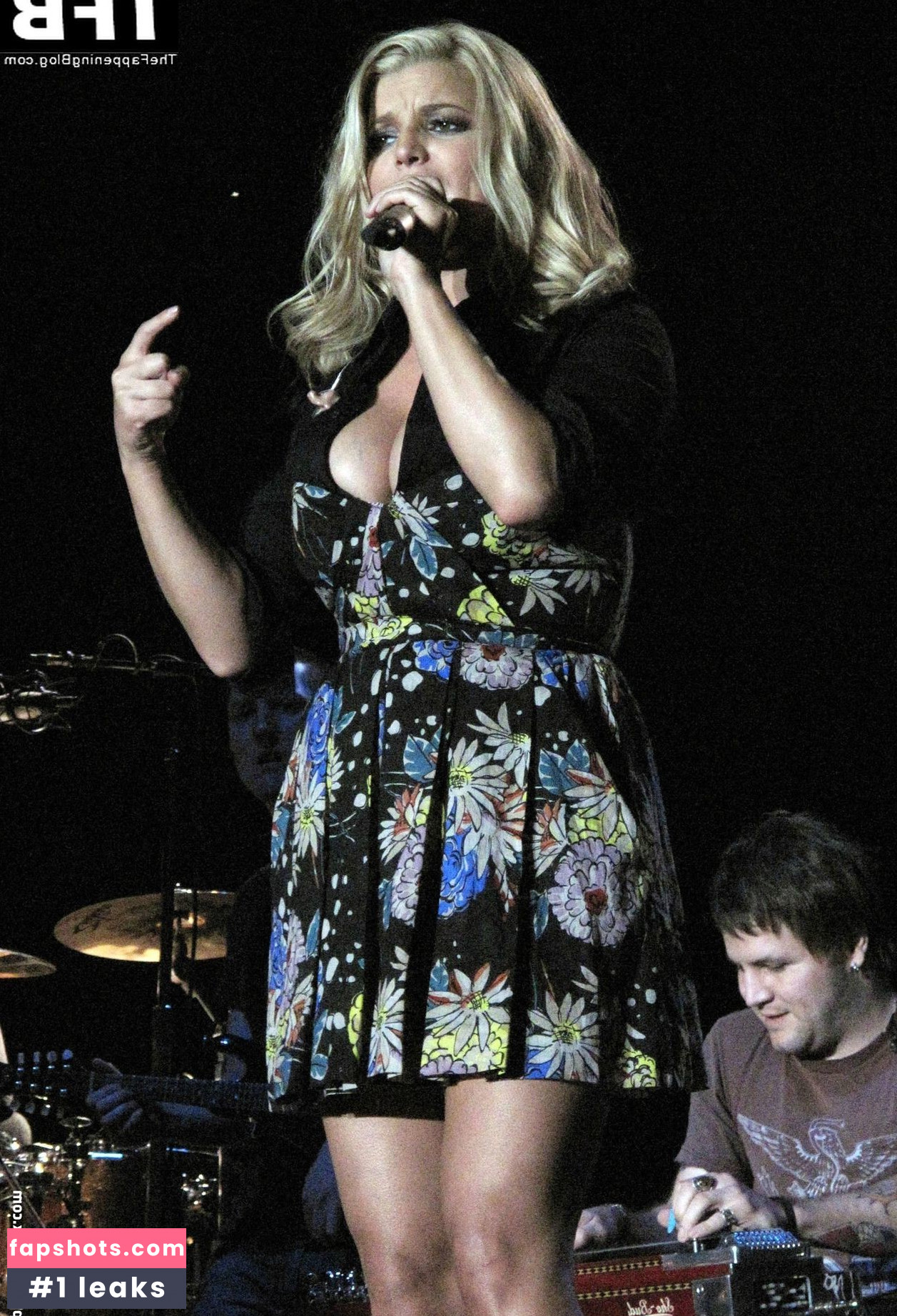 Jessica Simpson gallery photo #216