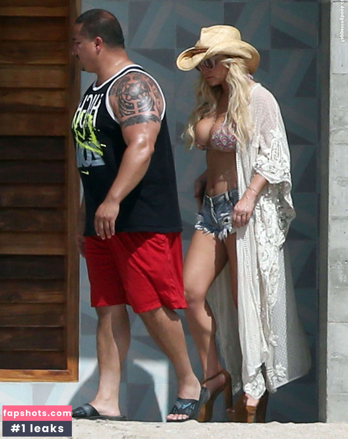 Jessica Simpson gallery photo #257