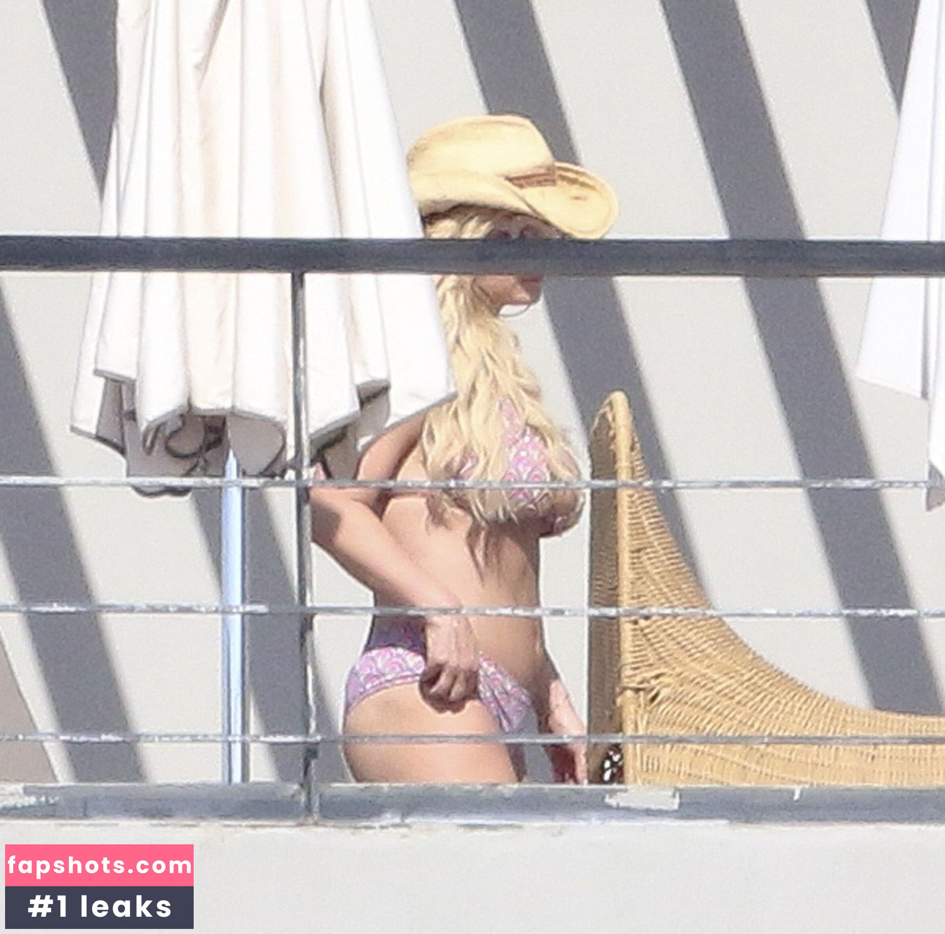 Jessica Simpson gallery photo #261