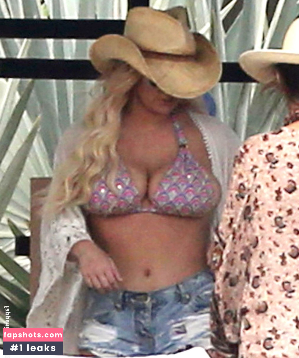 Jessica Simpson gallery photo #476