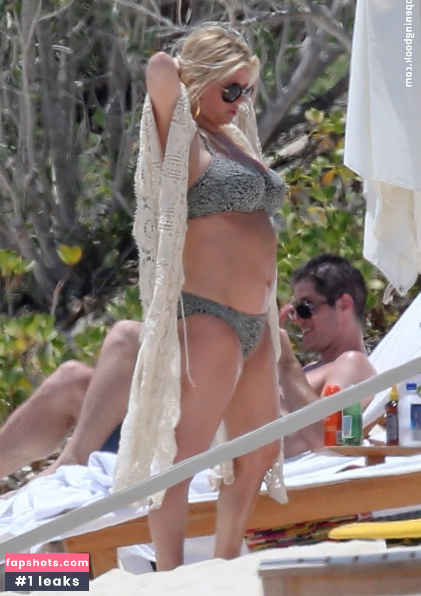 Jessica Simpson gallery photo #497