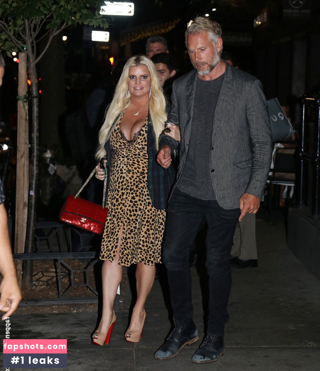 Jessica Simpson gallery photo #510