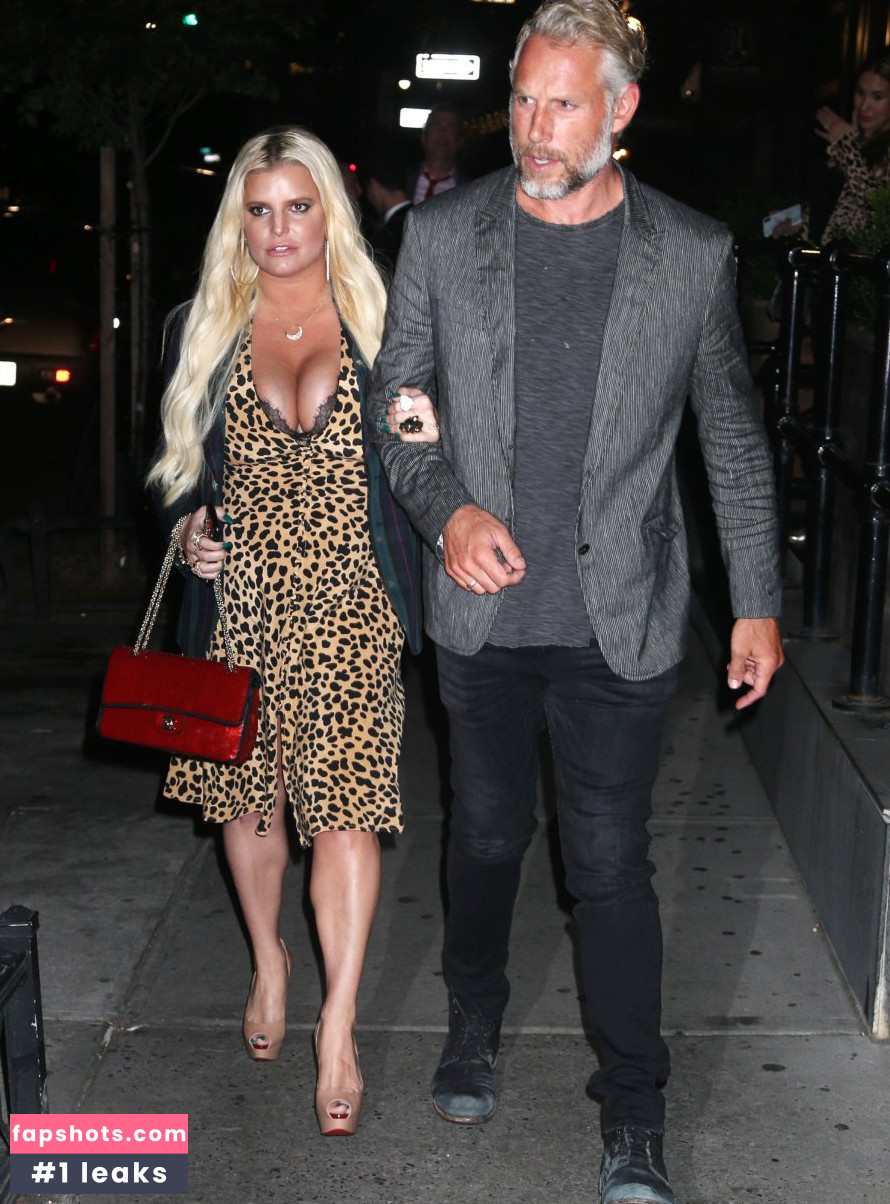 Jessica Simpson gallery photo #512