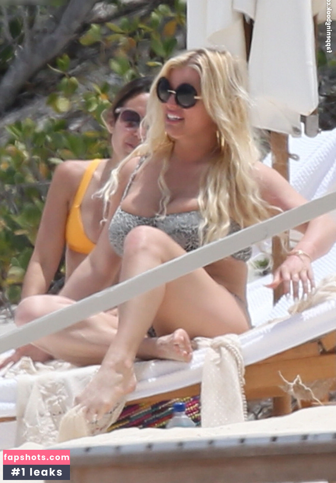 Jessica Simpson gallery photo #60