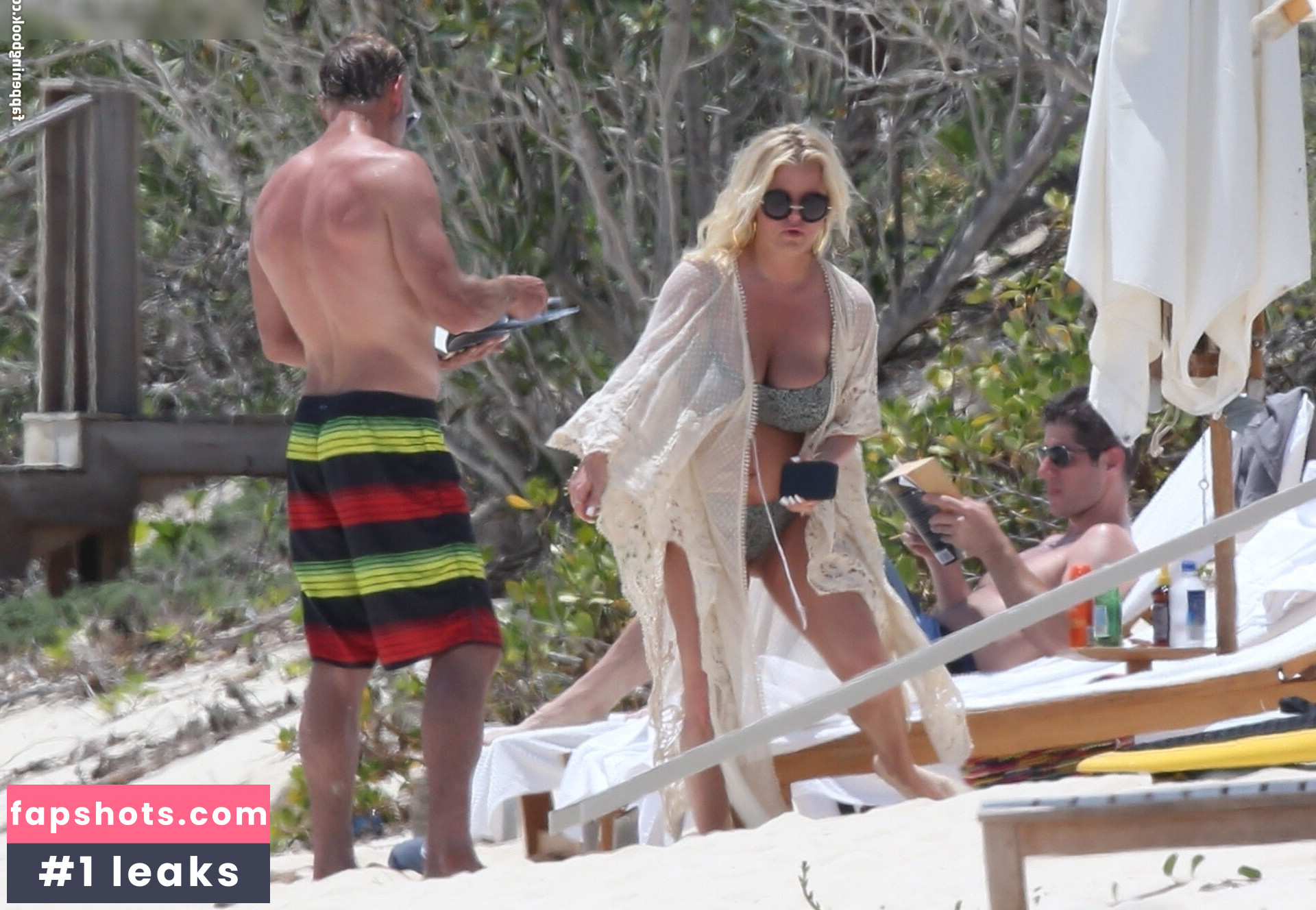 Jessica Simpson gallery photo #66