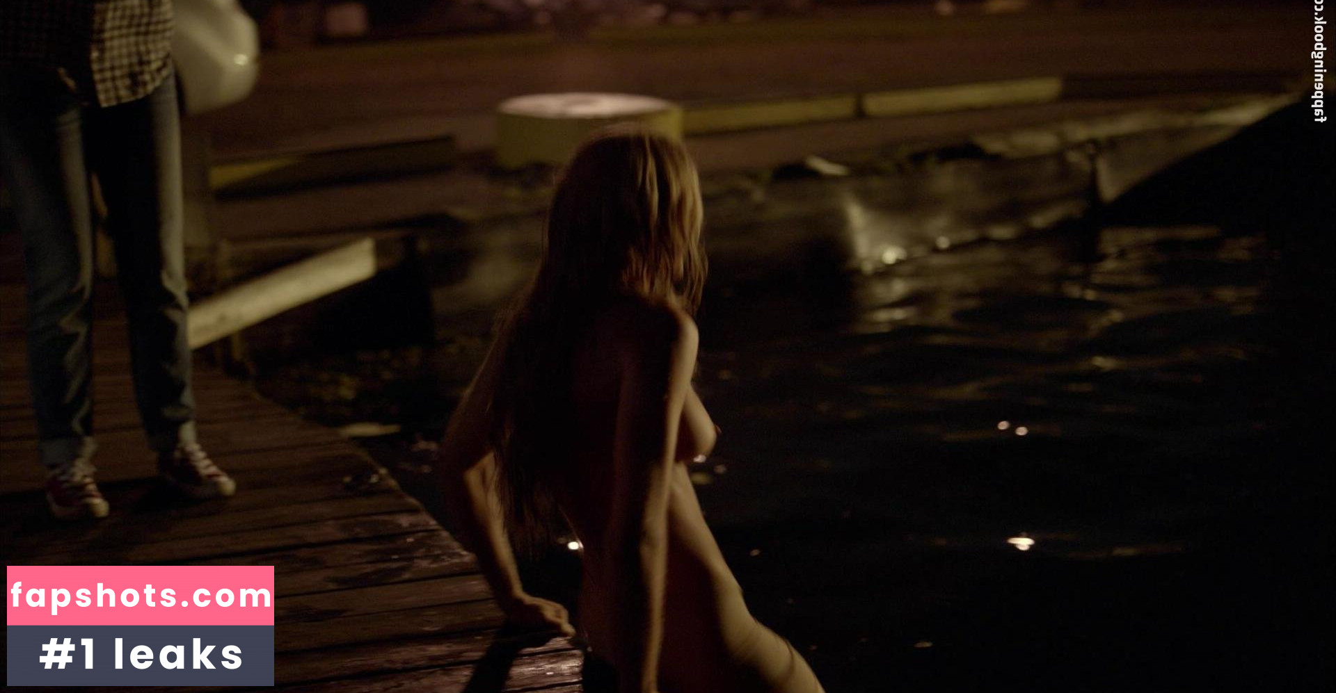 Jessica Sipos gallery photo #17