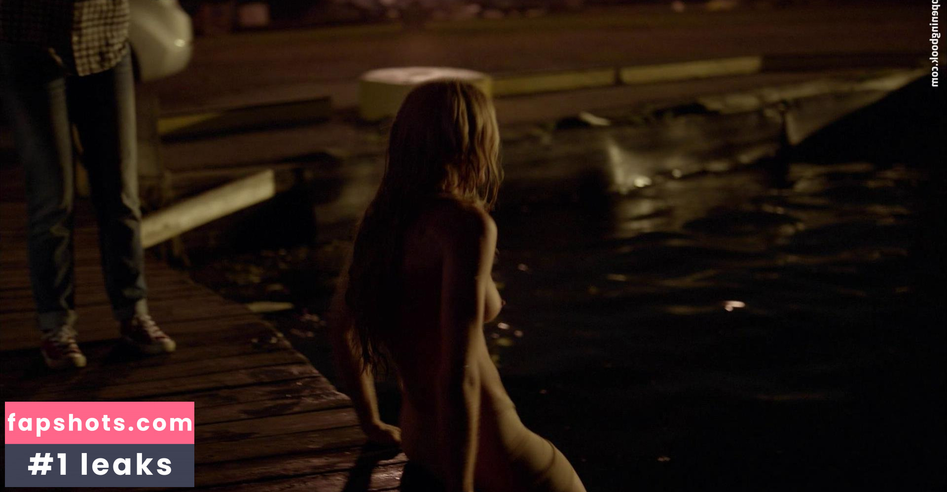 Jessica Sipos gallery photo #19