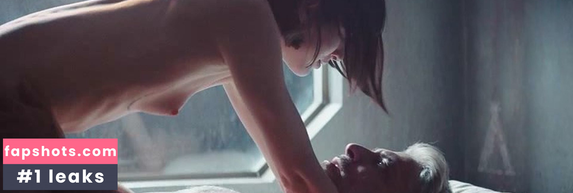 Jessica Stoyadinovich gallery photo #5