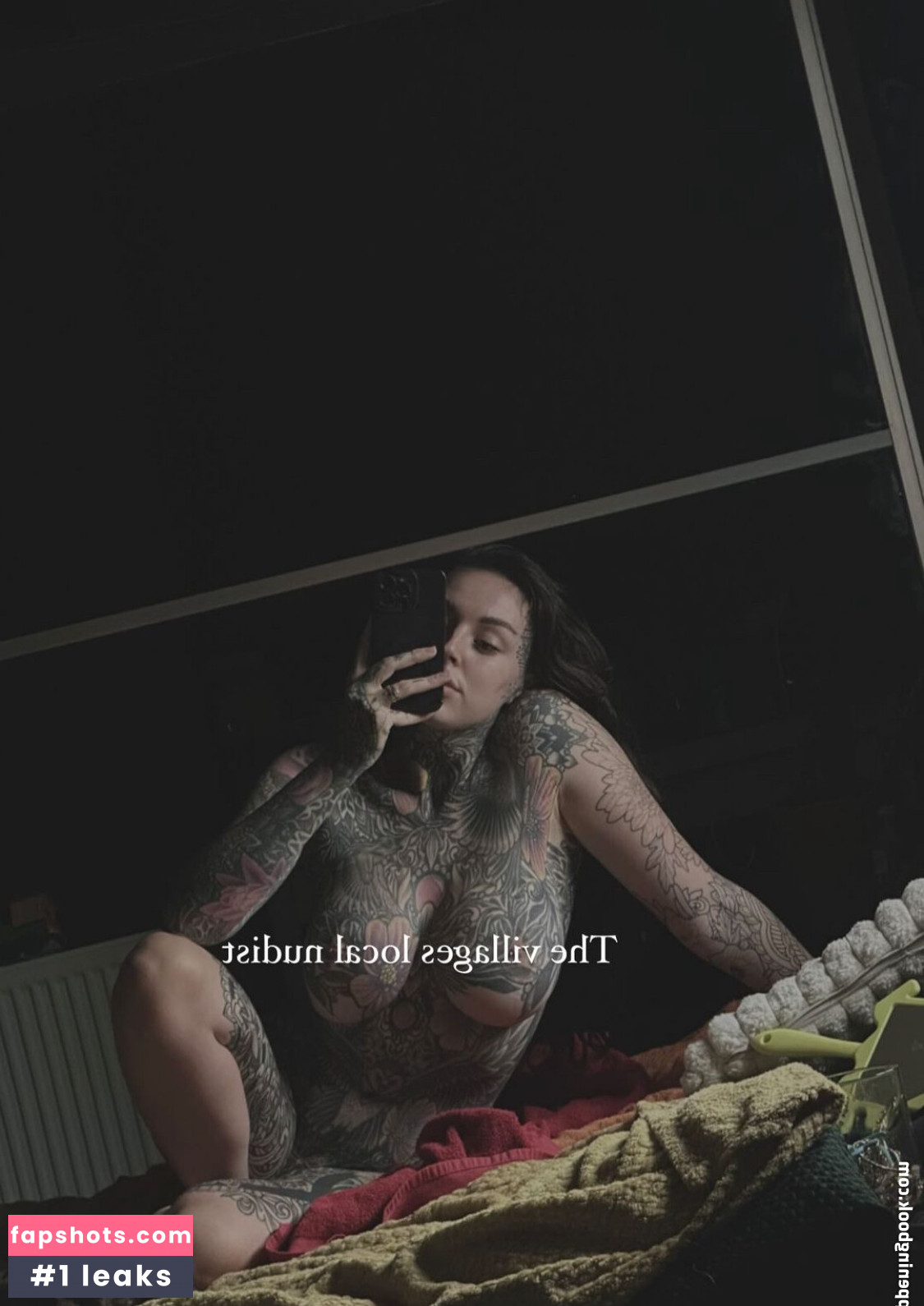 Jessica Surch gallery photo #7