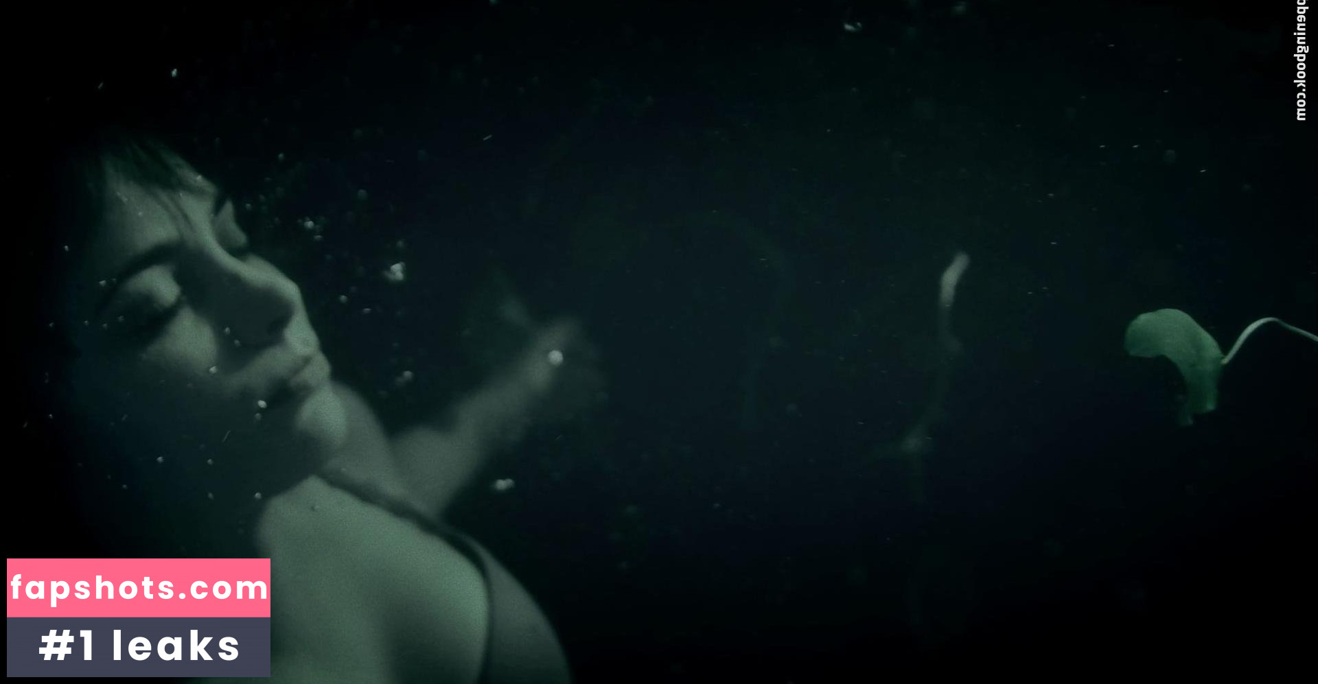 Jessica Tovey Nude Leaks OnlyFans Photos #7 - LeakJerk