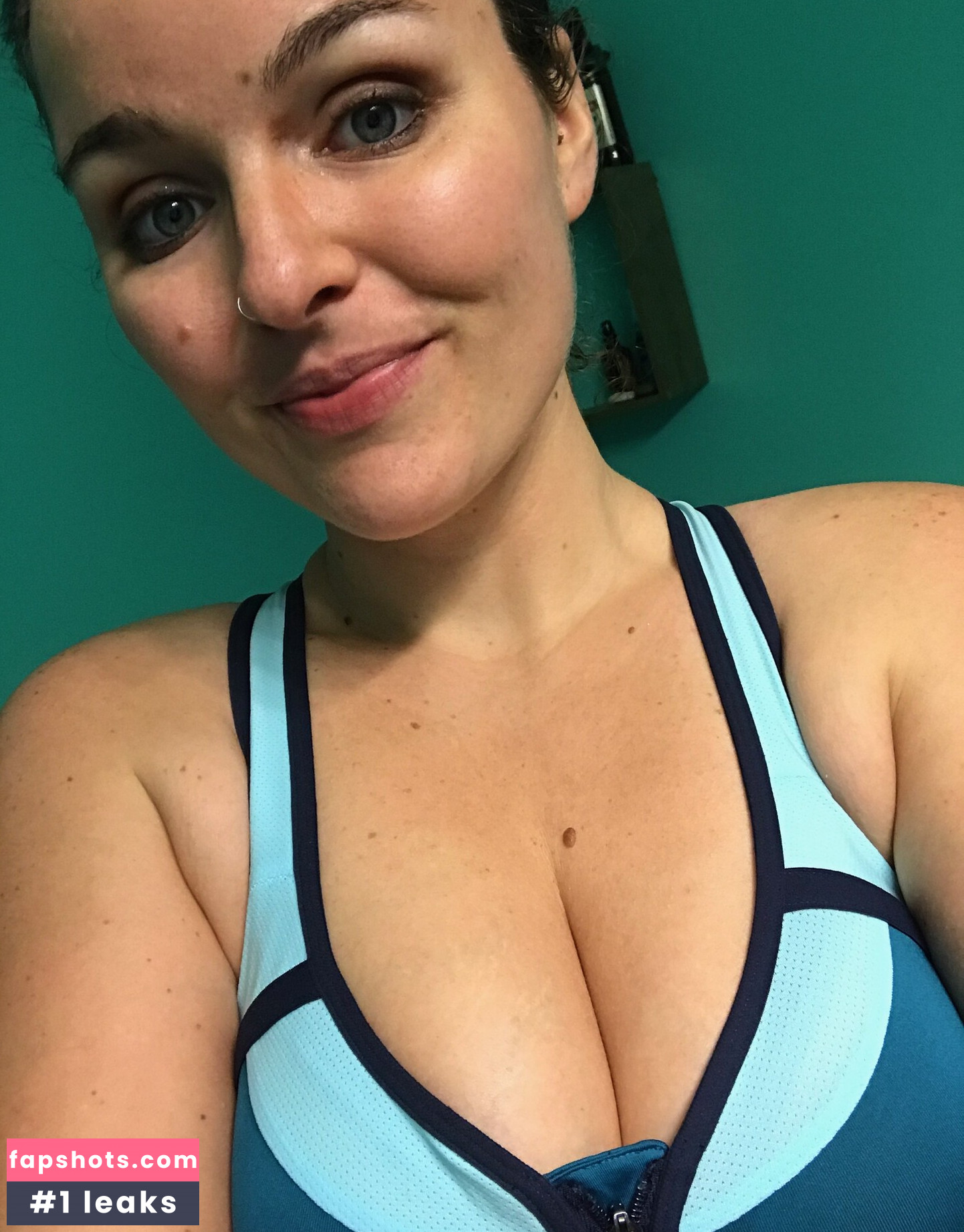 Jessica W Nude Leaks OnlyFans Photos #3 - LeakJerk