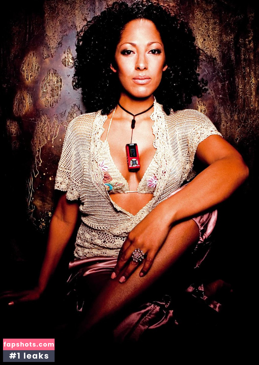 Jessica Wahls gallery photo #25