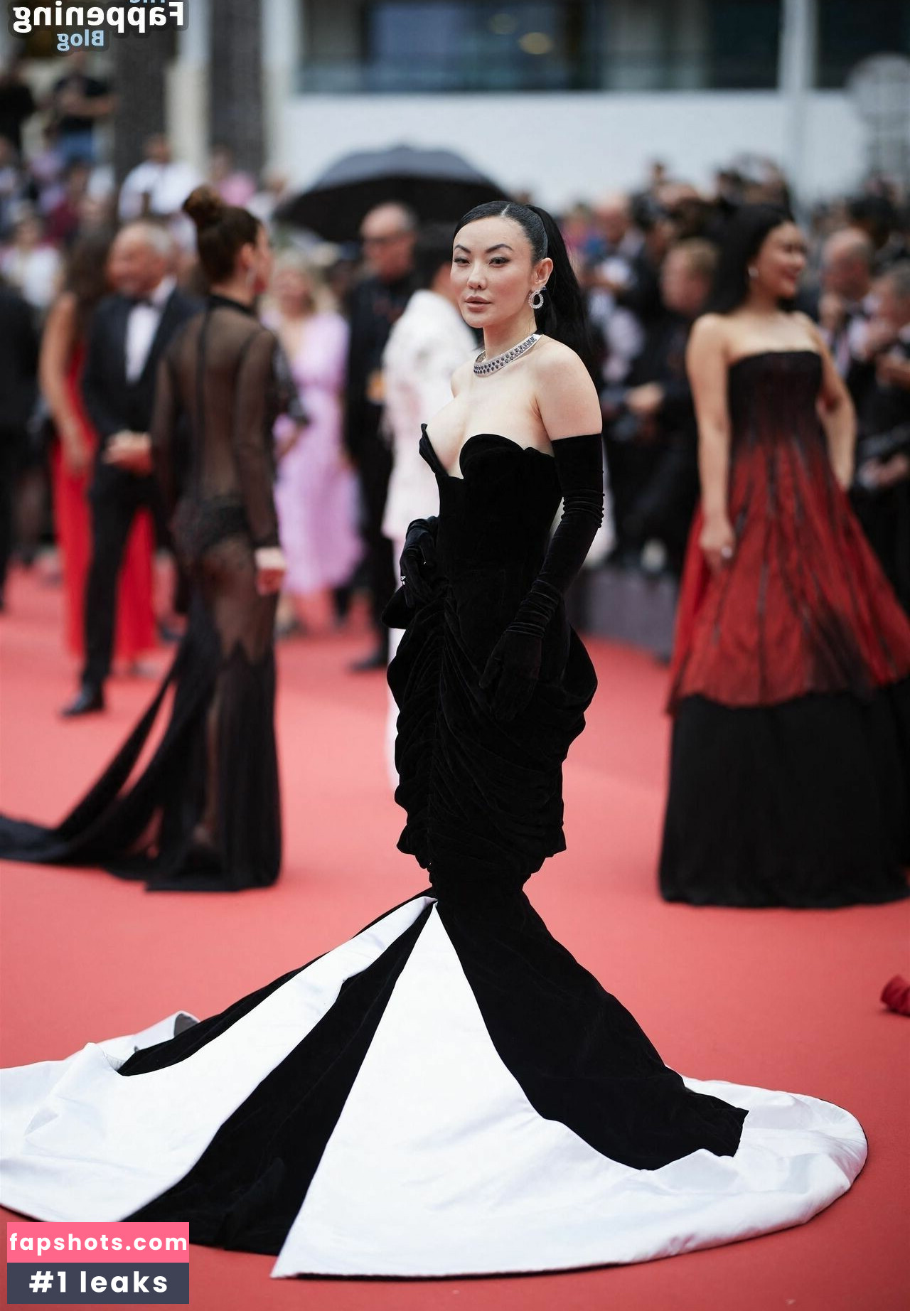 Jessica Wang gallery photo #43