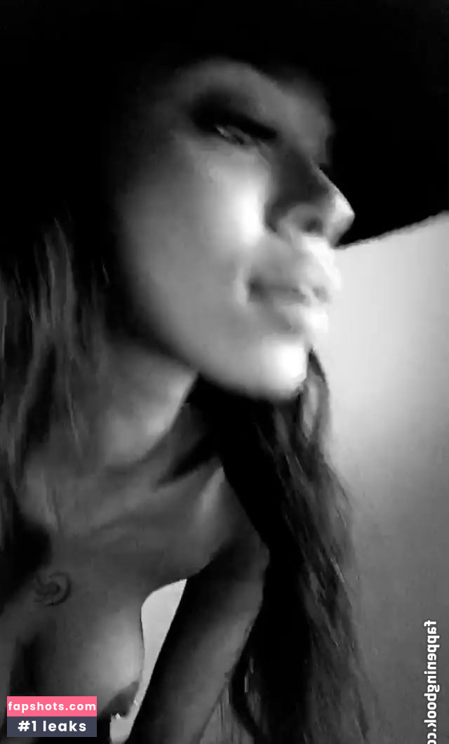 Jessica White gallery photo #236