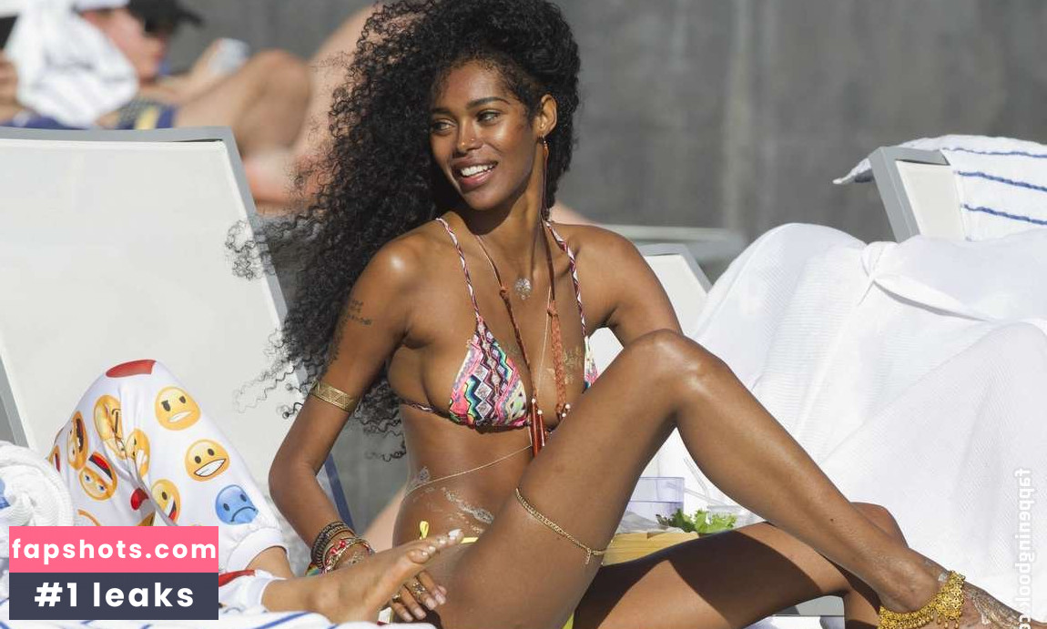 Jessica White gallery photo #244