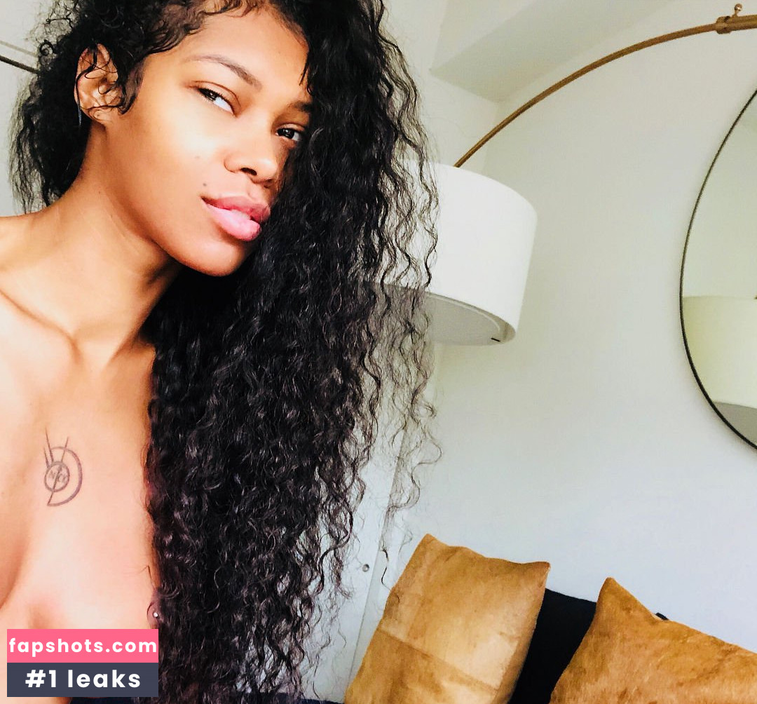 Jessica White gallery photo #269