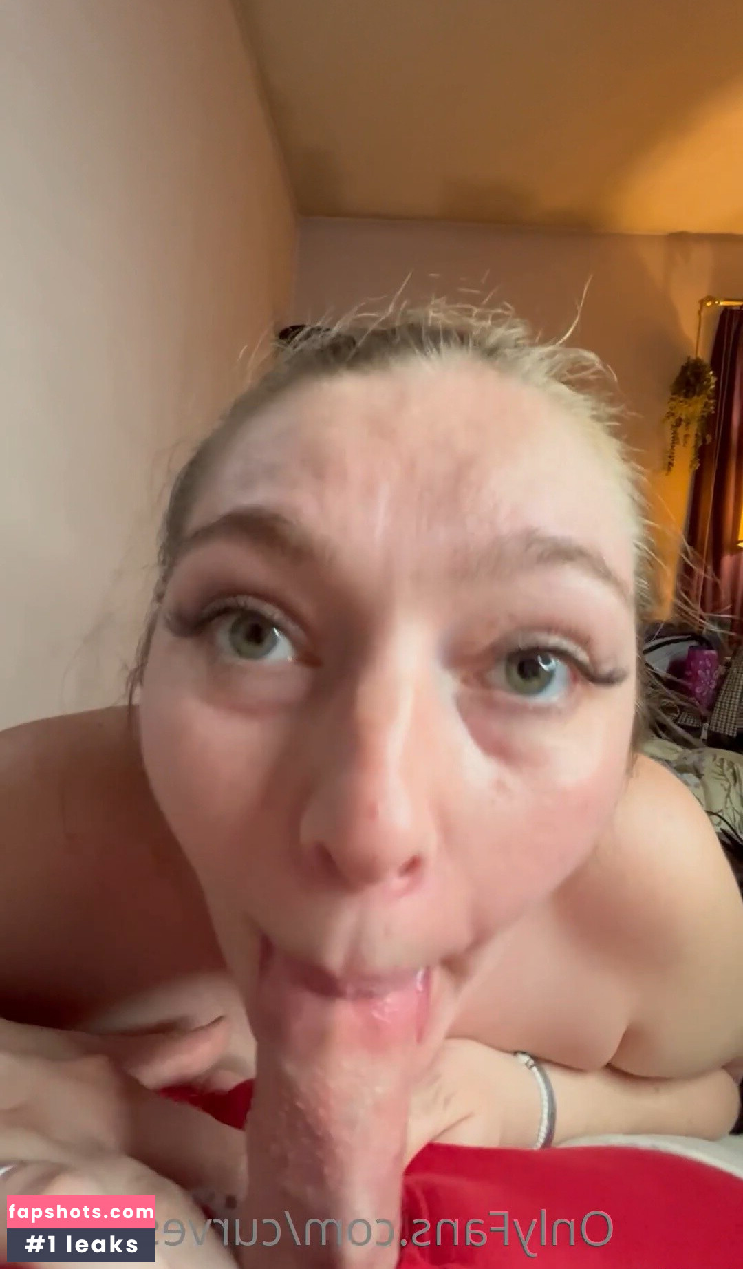 Jessica Williams gallery photo #16