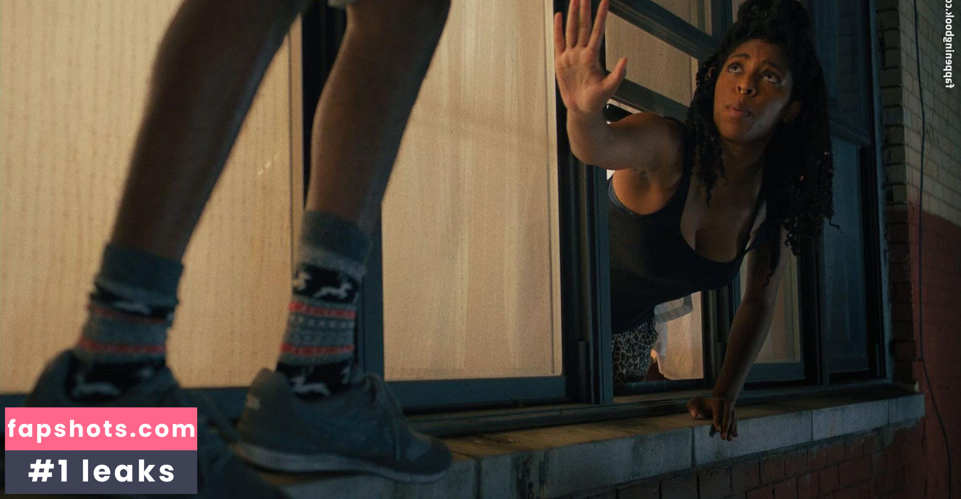 Jessica Williams nude babe gallery