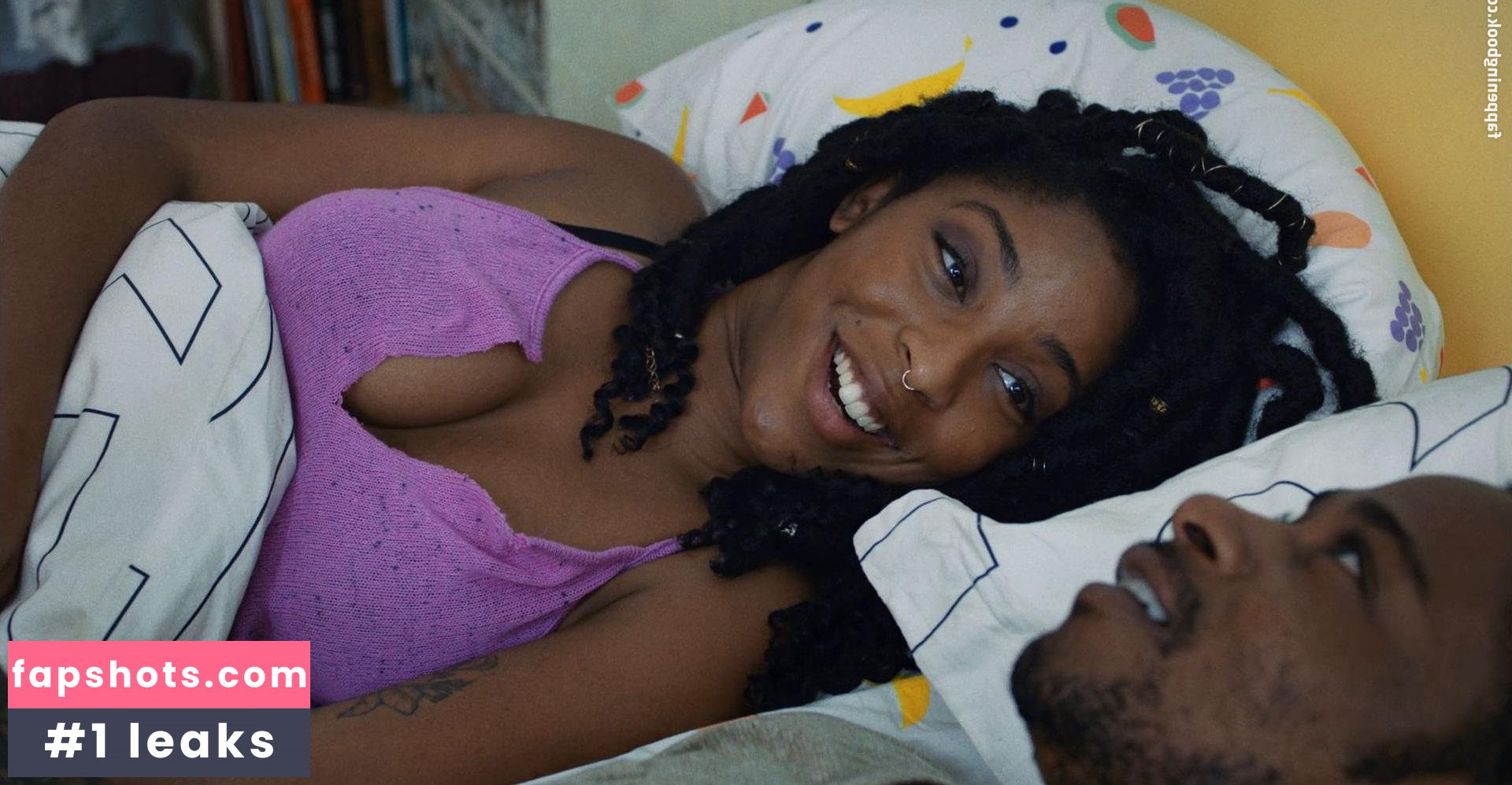 Jessica Williams gallery photo #33