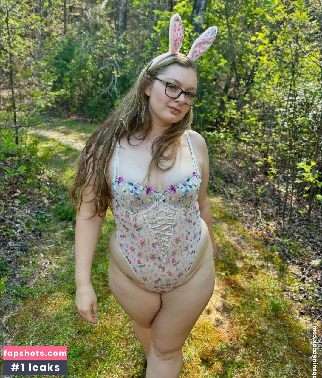 Jessica Williams gallery photo #8