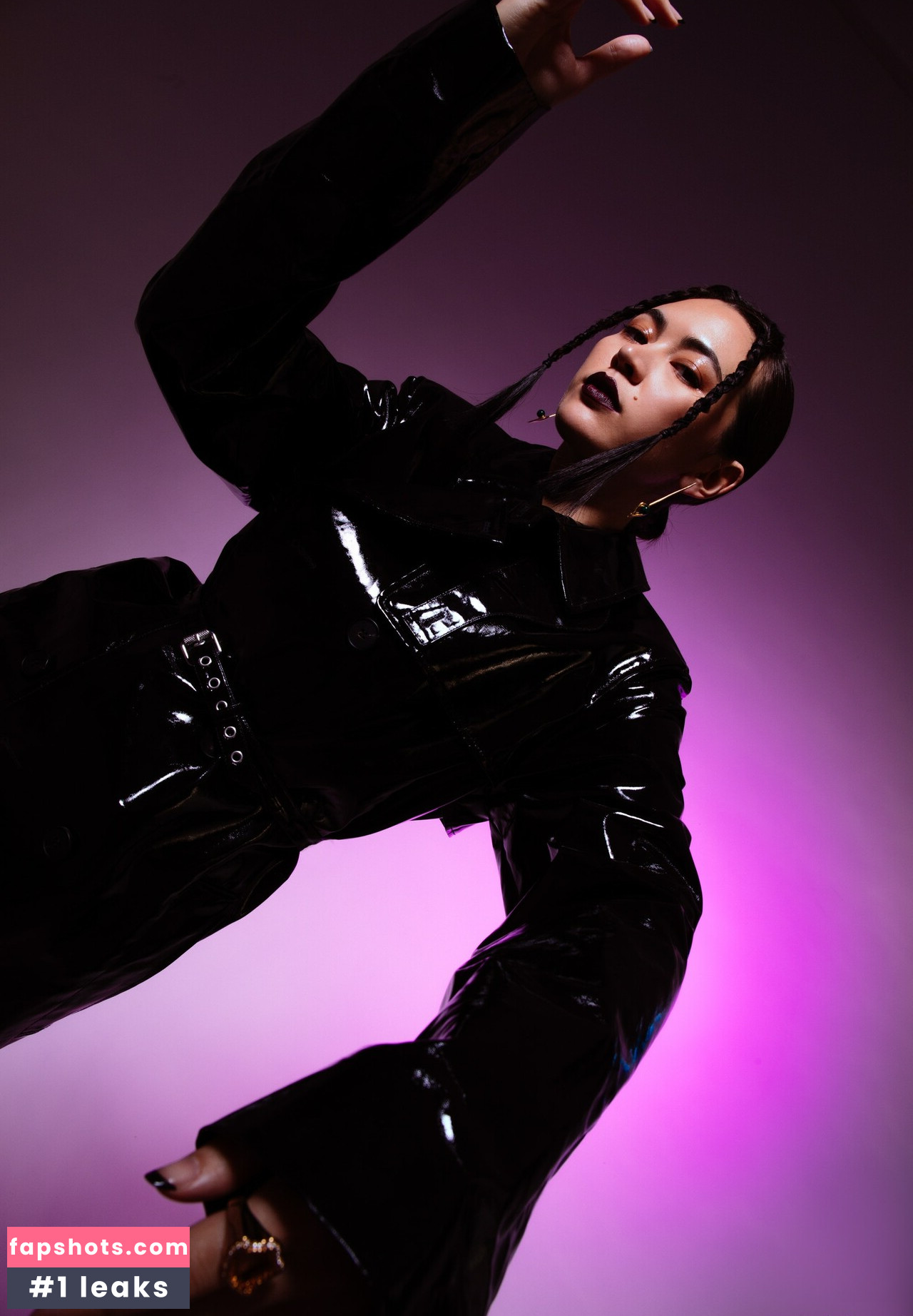 Jessica Yu Li Henwick gallery photo #39