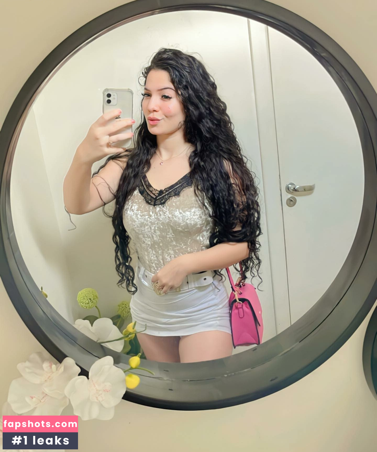 Jessicaikuno gallery photo #2