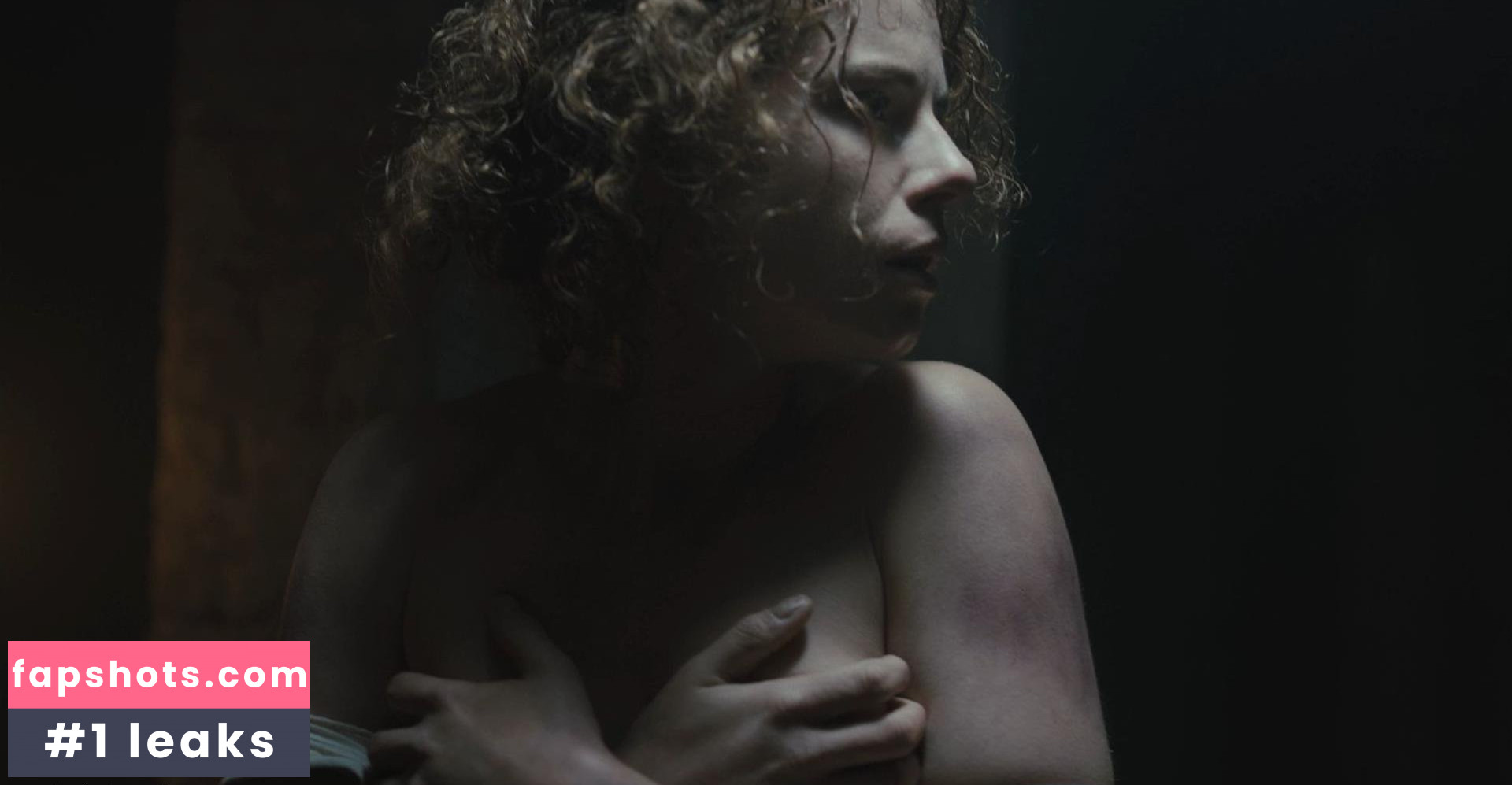 Jessie Buckley gallery photo #55