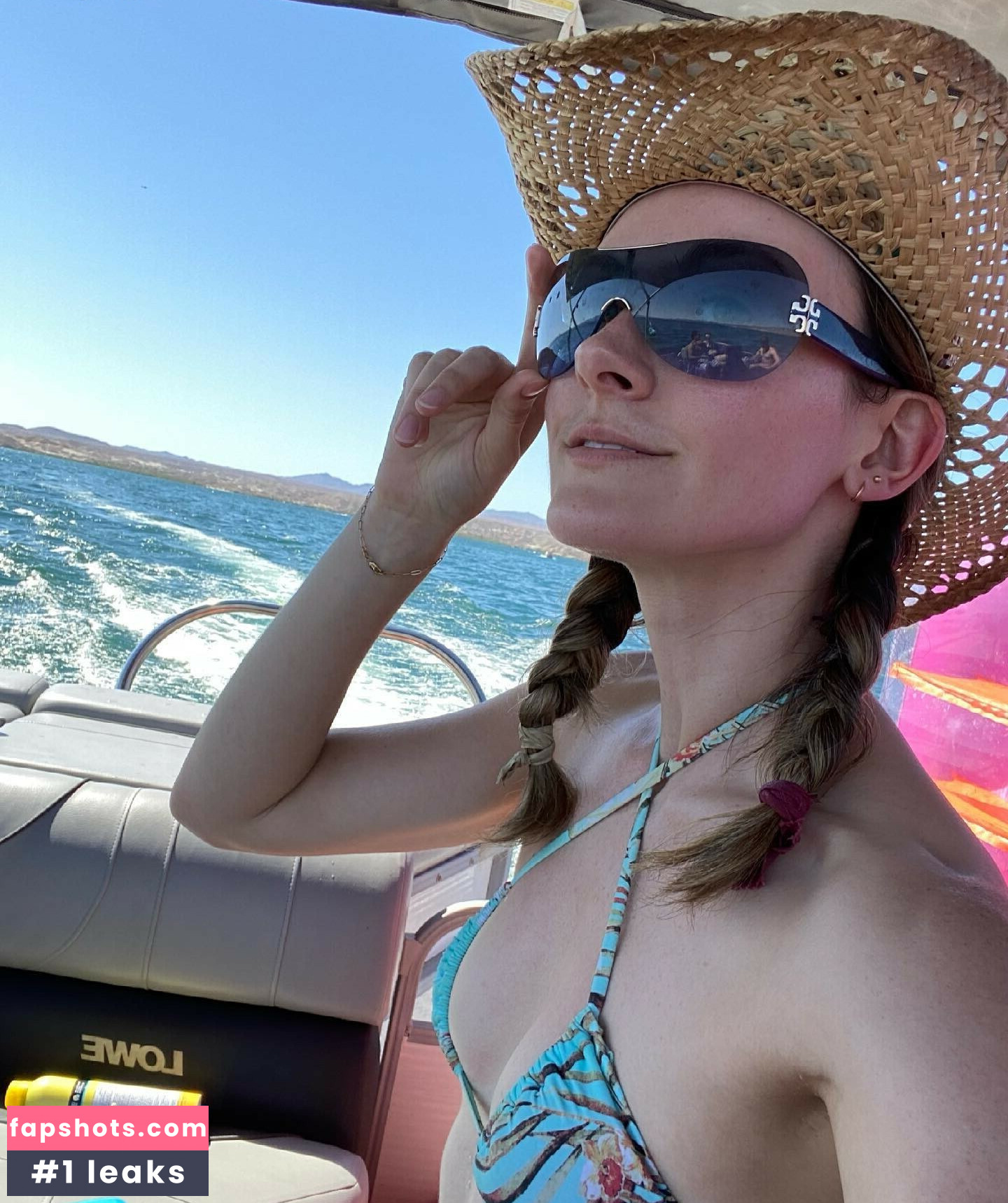 Jessie Flowers gallery photo #9