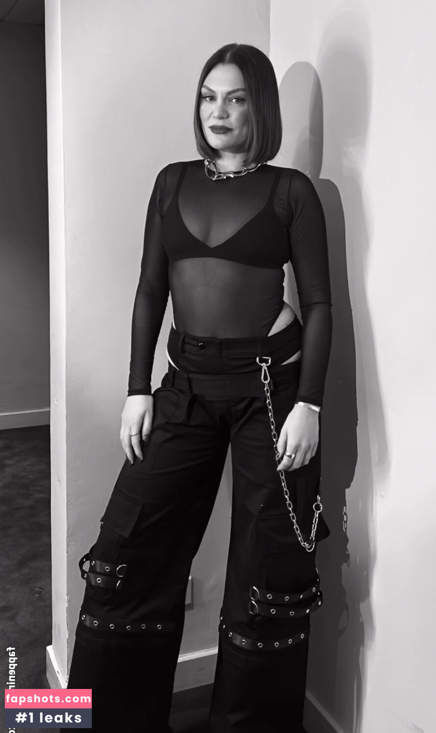 Jessie J gallery photo #111
