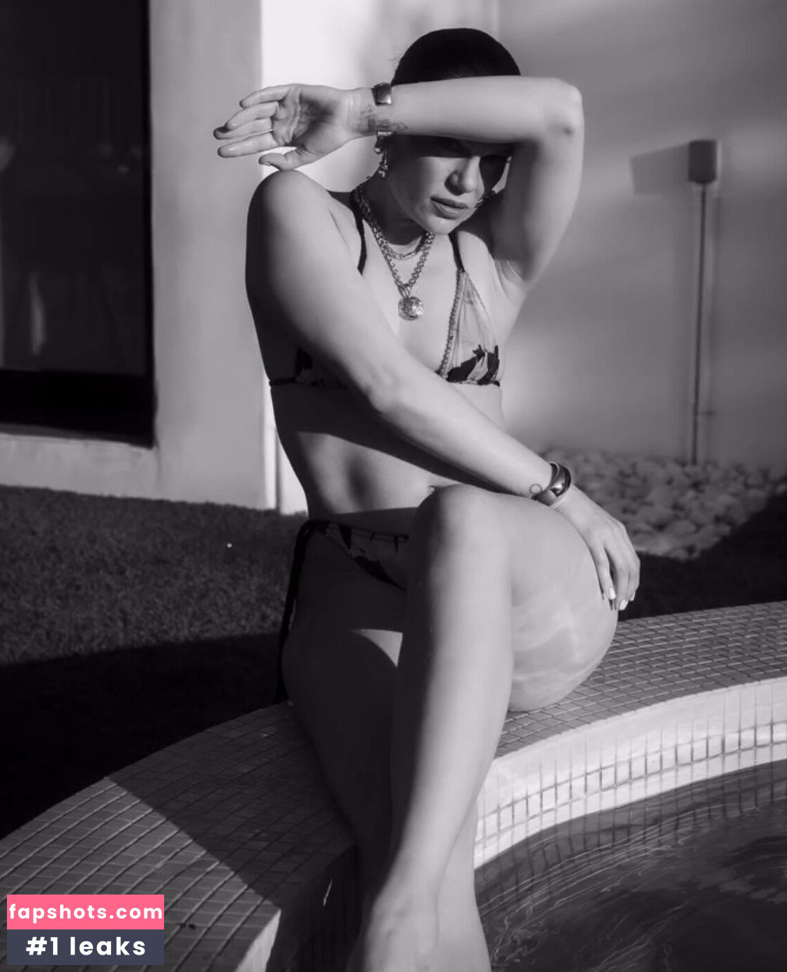 Jessie J gallery photo #48