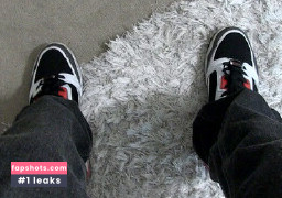 Jessie Law gallery photo #3