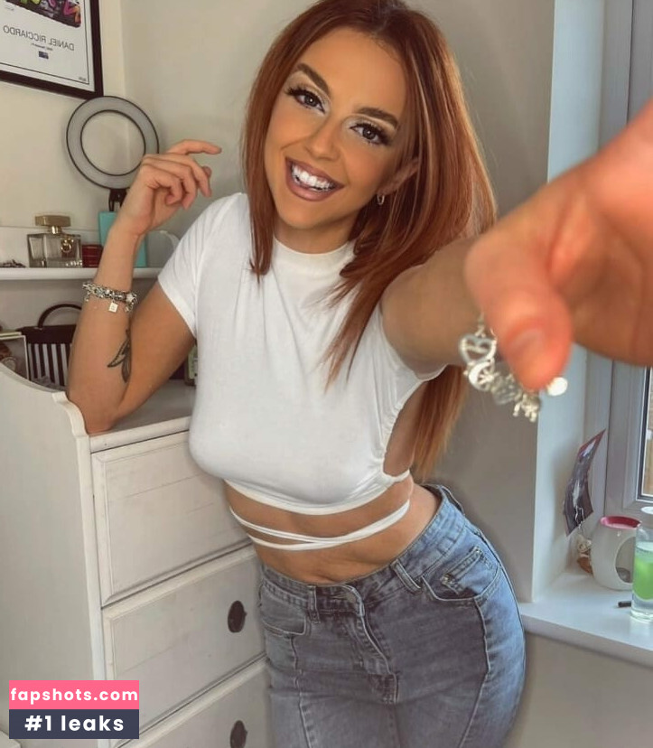 Jessie gallery photo #7